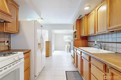 428 SE Date Avenue, College Place, WA 99324 - Photo 6