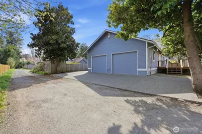 426 Sawyer Street SE, Olympia, WA 98501 - Photo 38