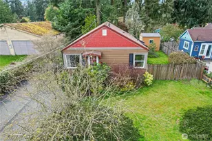 16751 Linden Ave N, Shoreline, WA 98133 - Photo 2