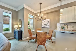 61 Pine St, Edmonds, WA 98020 - Photo 8