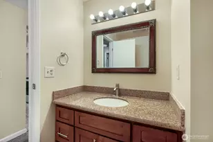 17208 NE 45th St, Redmond, WA 98052 - Photo 24
