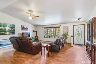 3349 Dartmouth Dr SE, Olympia, WA 98503 - Photo 4