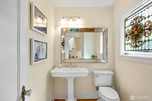 803 W Armour St, Seattle, WA 98119 - Photo 16