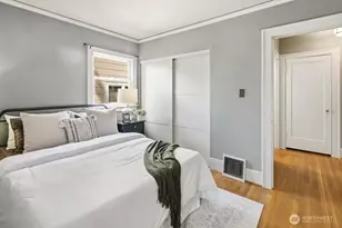 6823 16th Ave NE, Seattle, WA 98115 - Photo 18