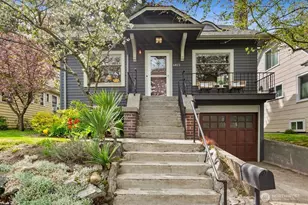 6823 16th Ave NE, Seattle, WA 98115 - Photo 2