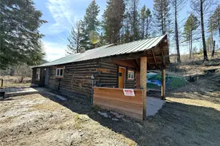 331 Bonaparte Lake Rd, Tonasket, WA 98859 - Photo 18
