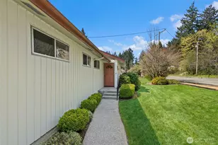 2403 Elliott Ave NW, Olympia, WA 98502 - Photo 4