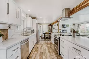 3400 NE 11th St, Renton, WA 98056 - Photo 8