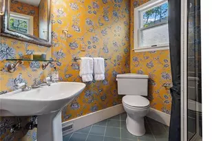 2127 Boyer Ave E, Seattle, WA 98112 - Photo 16