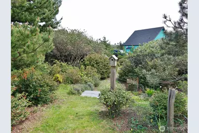 1056 1057 Greenview Avenue SW, Ocean Shores, WA 98569 - Photo 16
