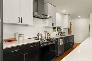 3820 45th Ave S, Seattle, WA 98118 - Photo 14