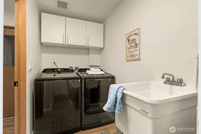 3820 45th Avenue S, Seattle, WA 98118 - Photo 32