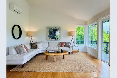 3820 45th Avenue S, Seattle, WA 98118 - Photo 4