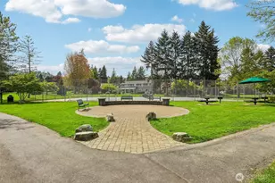 18906 SE 44th Pl, Issaquah, WA 98027 - Photo 36