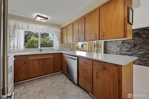 4032 Meridian Ave N, Marysville, WA 98271 - Photo 14