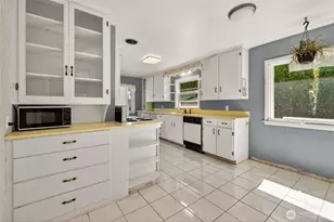 405 Pioneer Dr, Wenatchee, WA 98801 - Photo 8