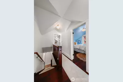 6703 17th Avenue NW, Seattle, WA 98117 - Photo 18