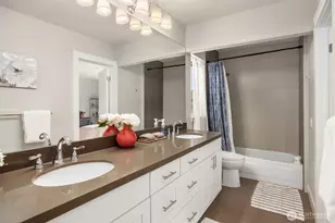 1100 N 31st St, Renton, WA 98056 - Photo 16