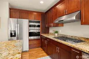 1100 N 31st St, Renton, WA 98056 - Photo 8