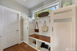 4720 NE 25th St, Renton, WA 98059 - Photo 16