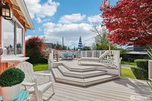 176 Maple St, Camano Island, WA 98282 - Photo 24