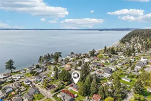 176 Maple St, Camano Island, WA 98282 - Photo 4