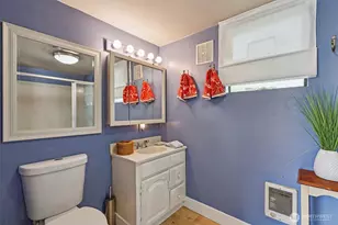 176 Maple St, Camano Island, WA 98282 - Photo 14
