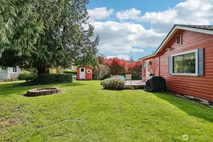 176 Maple St, Camano Island, WA 98282 - Photo 34
