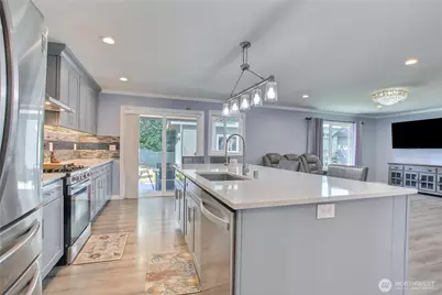 27025 14th Avenue S, Des Moines, WA 98918 - Photo 8