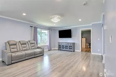 27025 14th Avenue S, Des Moines, WA 98918 - Photo 6