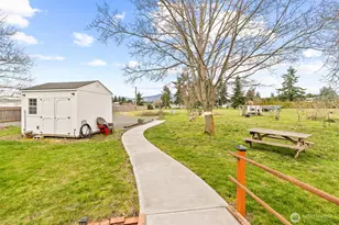981 W Hendrickson Rd, Sequim, WA 98382 - Photo 34