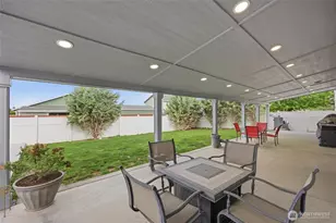 802 Willow Ave NE, Quincy, WA 98848 - Photo 2