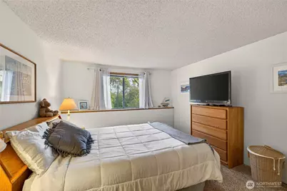 75 NW Columbia #B101, Oak Harbor, WA 98277 - Photo 18