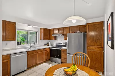 75 NW Columbia #B101, Oak Harbor, WA 98277 - Photo 8