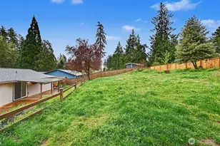 8203 181st Ave E, Bonney Lake, WA 98391 - Photo 30