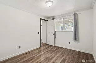8203 181st Ave E, Bonney Lake, WA 98391 - Photo 18