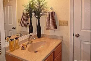 12423 NE 131st Ct, Kirkland, WA 98034 - Photo 14