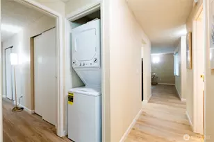 17302 NE 45th St, Redmond, WA 98052 - Photo 8