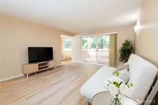 17302 NE 45th St, Redmond, WA 98052 - Photo 2