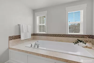4416 185th Place SE, Bothell, WA 98012 - Photo 18