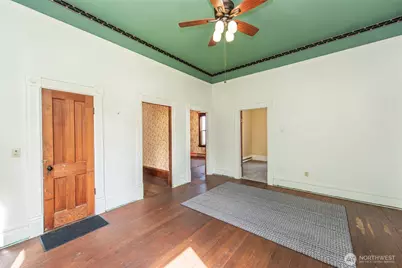 318 W 8th Street, Port Angeles, WA 98362 - Photo 26