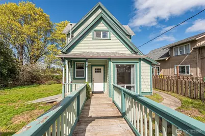 318 W 8th Street, Port Angeles, WA 98362 - Photo 6