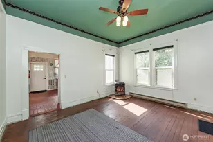 318 W 8th St, Port Angeles, WA 98362 - Photo 24