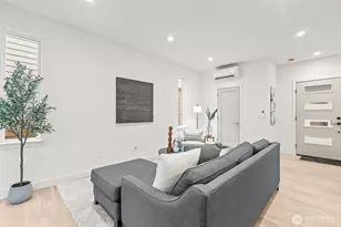 3552 S Dawson St, Seattle, WA 98118 - Photo 8