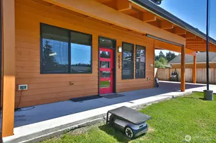 6459 Lake Shore Dr, Clinton, WA 98236 - Photo 10