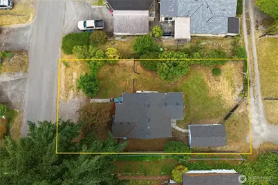 3640 W C Street, Bremerton, WA 98312 - Photo 16