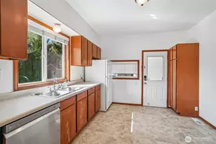 16804 SE 128th St, Renton, WA 98059 - Photo 10