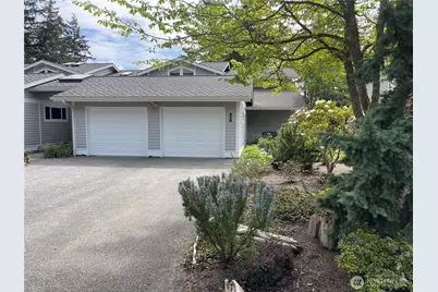 2426 James Place #303, Langley, WA 98260 - Photo 1