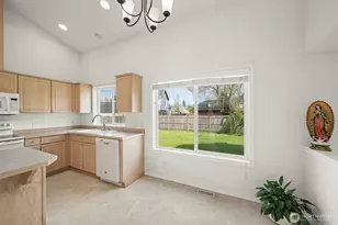 530 Hackmann St, Buckley, WA 98321 - Photo 6