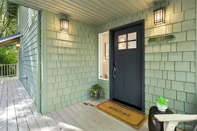 5100 Crystal Springs Drive NE, Bainbridge Island, WA 98110 - Photo 2